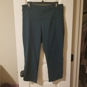Forest green cropped legging